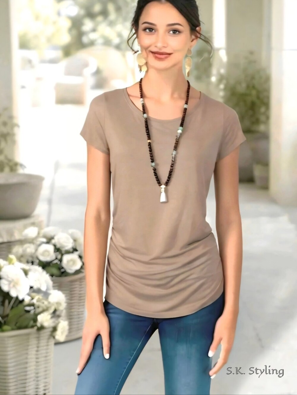 Fresh Produce Stretch Knit Top Ruched Sides Short Sleeve Tan Neutral size Medium